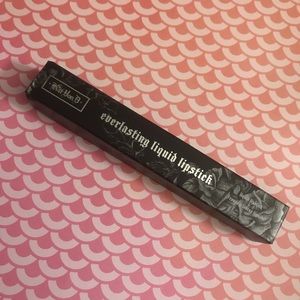 💄NEW💄 Kat Von D Everlasting Lip in Bow & Arrow